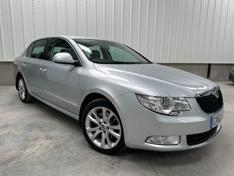 View SKODA SUPERB 1.8 TSI SE DSG Euro 5 5dr