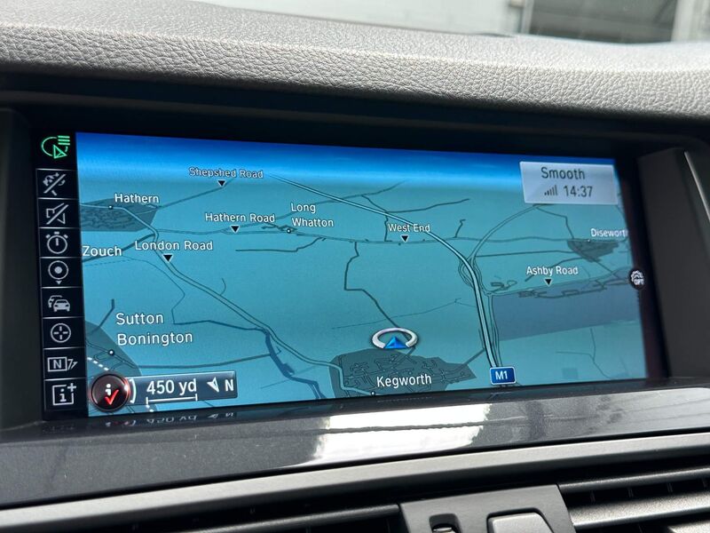 View BMW 5 SERIES 2.0 520d SE Touring Auto Euro 6 (s/s) 5dr