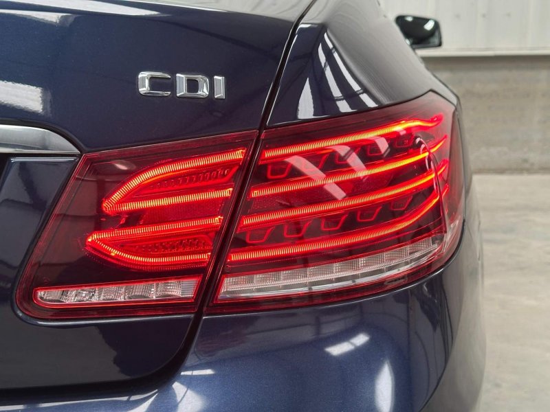 View MERCEDES-BENZ E CLASS 2.1 E250 CDI AMG Sport G-Tronic+ Euro 5 (s/s) 2dr
