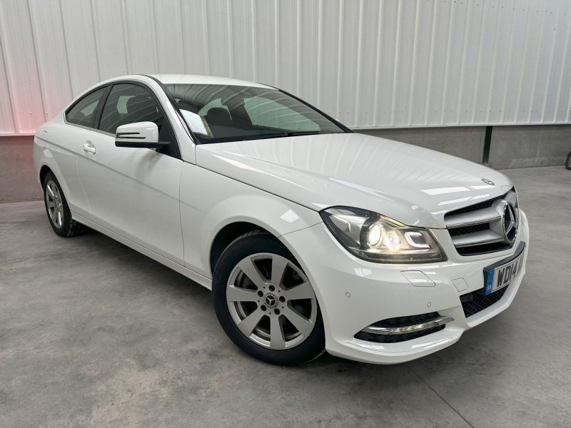 View MERCEDES-BENZ C CLASS 2.1 C220 CDI Executive SE G-Tronic+ Euro 5 (s/s) 2dr