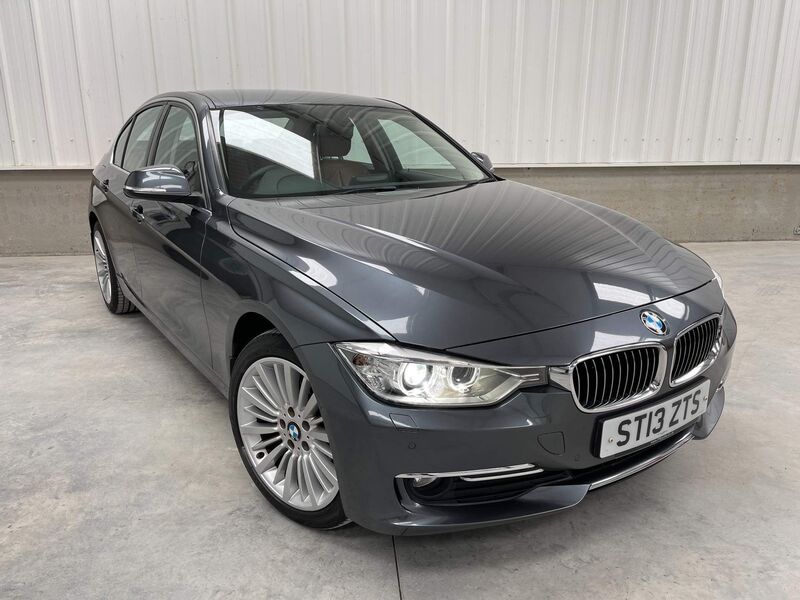 View BMW 3 SERIES 2.0 320d Luxury Auto xDrive Euro 5 (s/s) 4dr