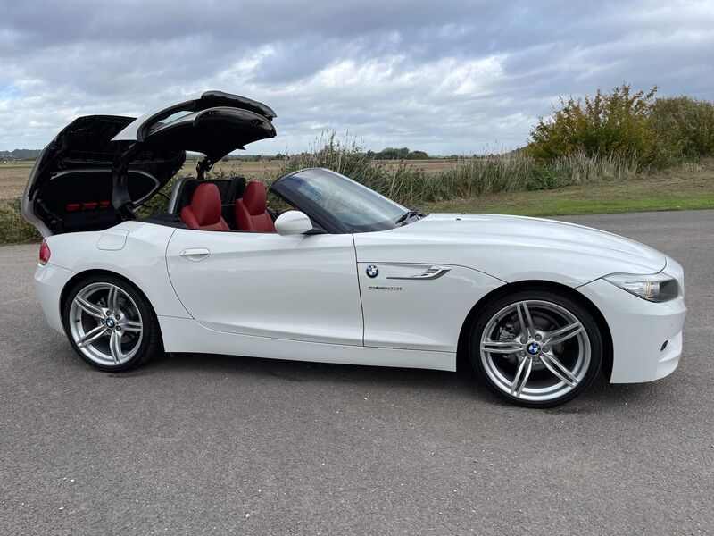 View BMW Z4 2.5 23i M Sport Auto sDrive Euro 5 2dr