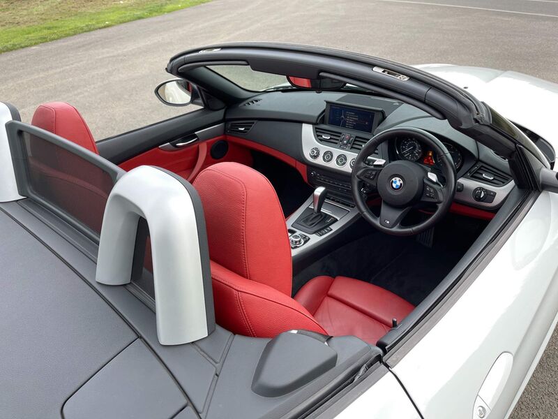 View BMW Z4 2.5 23i M Sport Auto sDrive Euro 5 2dr