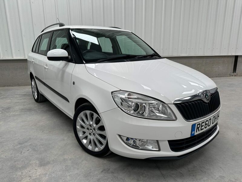 View SKODA FABIA 1.6 TDI Elegance Euro 5 5dr